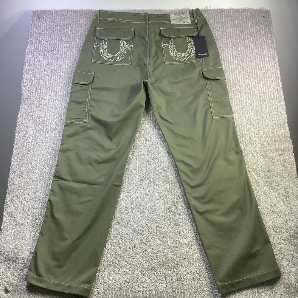 True Religion Mens Kalamata Green Cargo SN Pants HS Outline Size 36 x 32 NWT